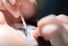 استارتر مژه / راه حلی برای مژه های پرپشت و جذاب
