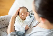 ارتباط با نوزاد تازه متولد شده کلید طلایی رشد عاطفی و شناختی