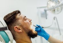 پوسیدگی دندان از کنار لثه: علل پنهان، روش های نوین ترمیم و پیشگیری