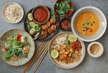 بهترین غذای تایلندی: ۱۵ غذای برتر و اصیل تایلند