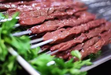 تفاوت جگر گوسفند و گوساله | کدام انتخاب سالم تر و خوش طعم تر است؟