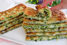 طرز تهیه بورک سبزیجات ترکیه ای در تابه بدون فر