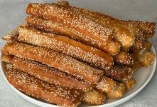 طرز تهیه پیشی کنجدی نان ترکی پفکی به سبک سیمیت