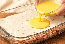 طرز تهیه لازانیا و کیک گوشت فوری با نان لواش بدون نیاز به ورق لازانیا