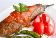 طرز تهیه کُز سارماسی؛ غذای سنتی و مجلسی ترکی با بادمجان