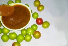 طرز تهیه رب آلوچه برای خوشمزه شدن انواع خورشت