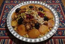 طرز تهیه ملمع پلو؛ غذای سلطنتی ایران با زرشک، مرغ و خرما