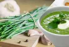 طرز تهیه سوپ آب تره/ یک غذای خوشمزه و سالم برای روزهای سرد