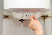 چرا خاموش کردن پکیج در زمان مسافرت اهمیت دارد؟