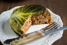 دستور تهیه کیک کلم عربی و نکات مهم پخت