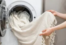 راهنمای جامع رفع نجاست از پتو و حفظ بهداشت خواب