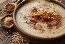 طرز تهیه هریسه گندم خانگی؛ راز پخت یک غذای نرم و خوش طعم