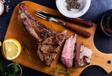 طرز تهیه استیک ریبای؛ راز پخت حرفه ای استیک در خانه