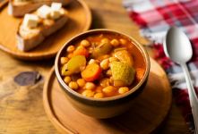 طرز تهیه آبگوشت گیاهی خوشمزه و مقوی بدون گوشت