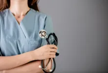 صمیمانه ترین متن های تبریک روز جهانی پرستار به خواهر و برادر