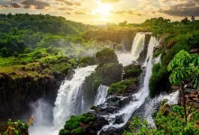 خیره کننده ترین عکس های آبشار را اینجا ببینید !