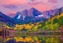 ۲۲ عکس از حیرت انگیزترین کوه های جهان !