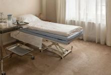 چطور تخت خانگی را به تخت بیمار تبدیل کنیم؟ راهکارهای عملی، ایمن و اقتصادی