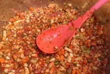 طرز تهیه ترشی مشهدی با گوجه فرنگی؛ خوشمزه، متفاوت و خانگی