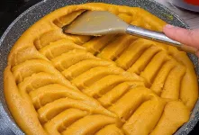 طرز تهیه ی حلوای شیر بدون شهد فقط توی یه تابه / ساده سریع مجلسی