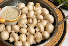 یه خوراک خوشمزه و متفاوت با قارچ ! بدون گوشت سریع سالم و اقتصادی