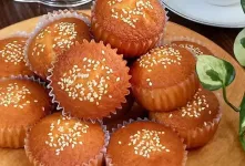 طرز تهیه کیک یزدی با این رسپی ۳ سوته کاپ کیک بازاری درست کن!