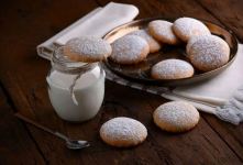 طرز تهیه کلوچه با شیر خشک؛ شیرینی خانگی خوش عطر مثل قنادی ها