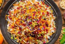 رمز و راز طرز تهیه شیرین پلو شیرازی؛ شکرپلوی اصیل با عطر زعفران و خلال نارنگی
