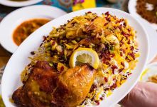 مانی پلو دامغانی؛ ترکیب بی نظیر طعم های شیرین، ترش و خوش عطر + طرز تهیه مرحله به مرحله