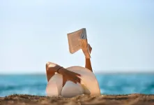 کتاب هایی با حال وهوای زنانه برای روزهای گرم تابستان!