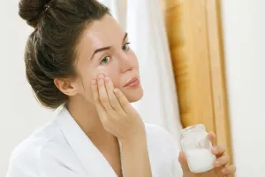انتخاب بهترین روغن گیاهی برای پوست بدون تیرگی