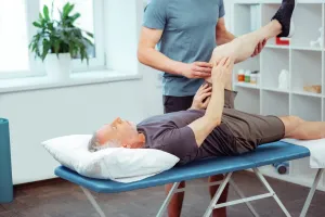 تاثیر فیزیوتراپی بر روی مبتلایان به ام اس (MS) بهبود کیفیت زندگی و عملکرد حرکتی