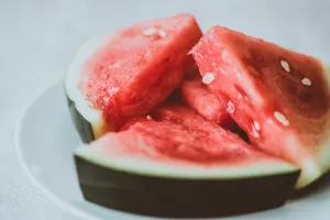 هندوانه و کاهش وزن / آیا این میوه تابستانی به لاغری کمک می کند؟