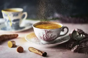 قهوه زردچوبه نوشیدنی سالم با خواص ضدالتهابی
