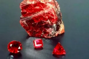 همه چیز درباره سنگ لعل / از مزایا تا تشخیص و قیمت