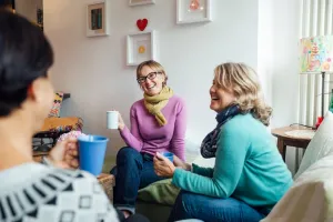 ویژگی های اخلاقی و رفتاری یک میزبان خوب و اهمیت میزبانی