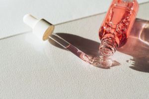 ماسک گلاب؛ راز پوستی شفاف و جوان با یک ماده طبیعی