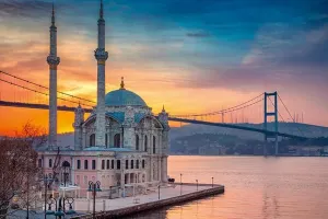 برای سفر به استانبول چقدر پول ببریم؟