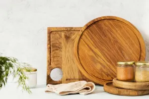 چگونه خط و خش تخته گوشت های چوبی را از بین ببریم؟