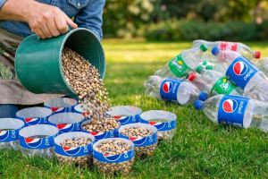 ساخت گلدان دکوری با بطری پلاستیکی و سنگ ریزه