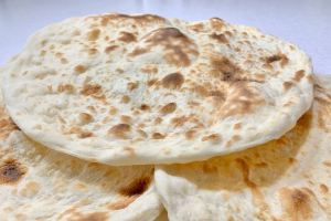 طرز تهیه نان عراقی حباب دار بدون نیاز به تنور در خانه