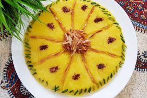 طرز تهیه حلوای آرد برنج شیرازی مجلسی و کشدار با عطر زعفران و گلاب
