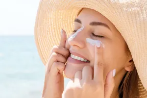 ساخت ضد آفتاب خانگی؛ سریع و ساده تنها با ۳ ماده اولیه