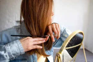 آیا کوتاه کردن مو باعث رشد بیشتر آن میشود یا بی تاثیر است ؟
