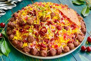 آموزش گام به گام آلبالو پلو با قلقلی؛ عطر و طعمی به یادماندنی