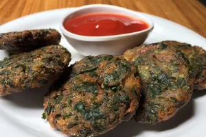 طرز تهیه کوکو پونه با پونه خشک یا تازه