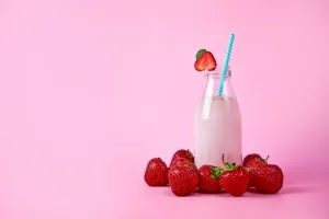 مواد لازم و روش تهیه فراپه توت فرنگی