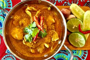 طرز تهیه خوراک مرغ تایلندی برای ناهار و شام