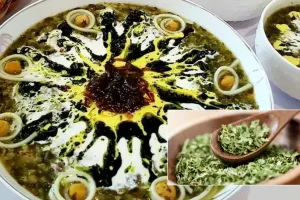 روش تهیه آش رشته با سبزی خشک برای ۴ نفر