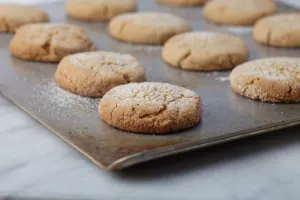 مراحل تهیه شیرینی شورت برد پسته ای مرحله به مرحله